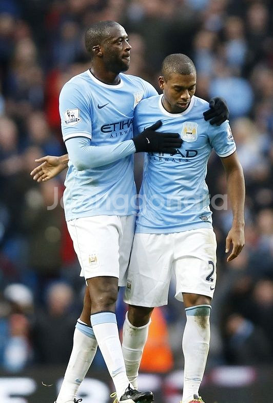 13 14 맨체스터 시티 야야 투레 유니폼 XL사이즈--7