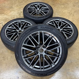 제네시스G70 18인치 휠타이어 팝니다(245.45.18)