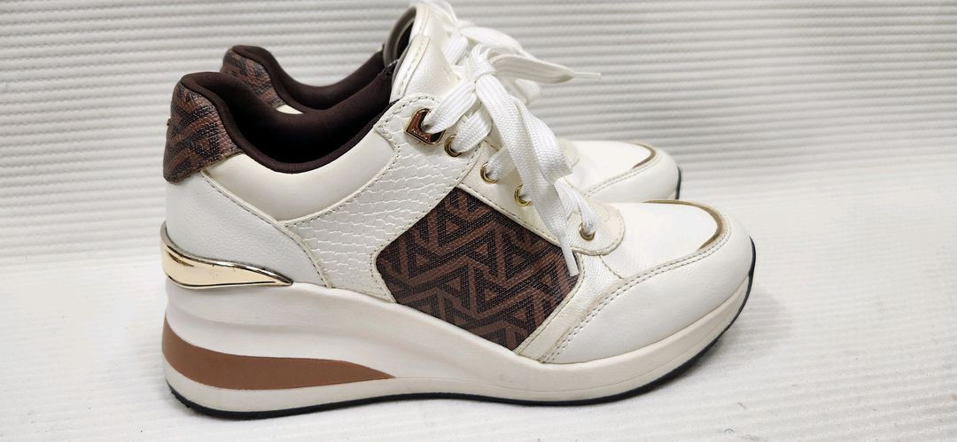 ALDO 알도 그라드스키 스니커즈 240사이즈 이미지