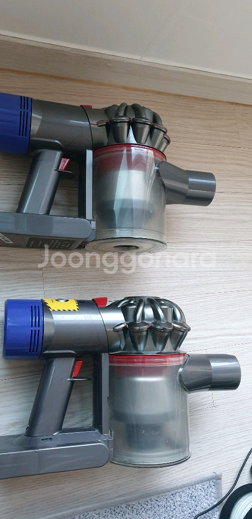 다이슨 V8 무선청소기 본체 2대팝니다--1