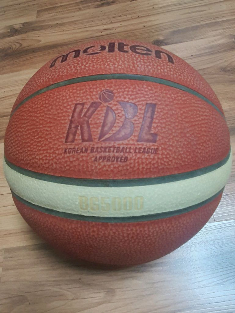 몰텐 농구공 BG5000 이미지