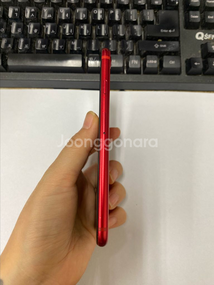 아이폰SE2 레드 AA급 128GB 배터리100% 097413--5