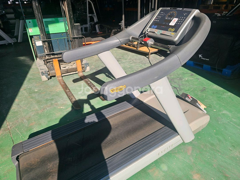 테크노짐 런닝머신--3