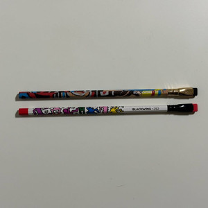 블랙윙 연필 한정판 2자루 세트