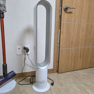 다이슨 선풍기 팝니다(올해 구매 거의새상품)