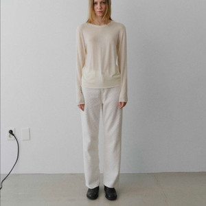 (새상품) 레터 데미지 데님 오프화이트