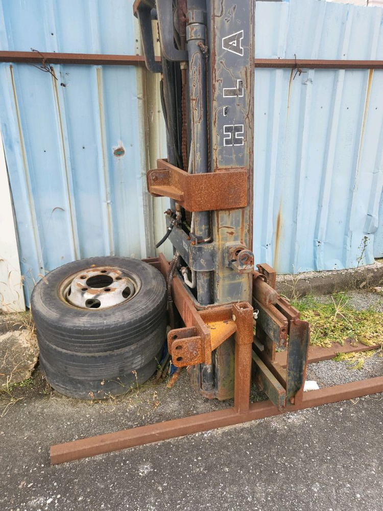 트랙터 뒷 하부 지게차 이미지