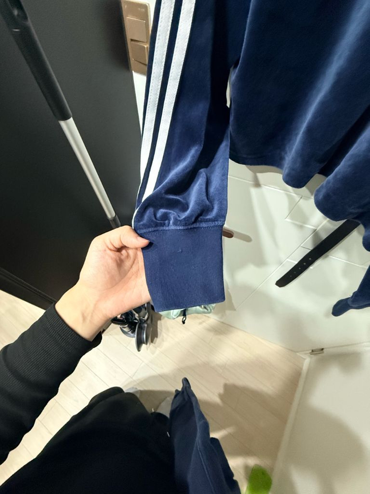 아디다스 벨벳 크롭 후드 L같은 XS--3