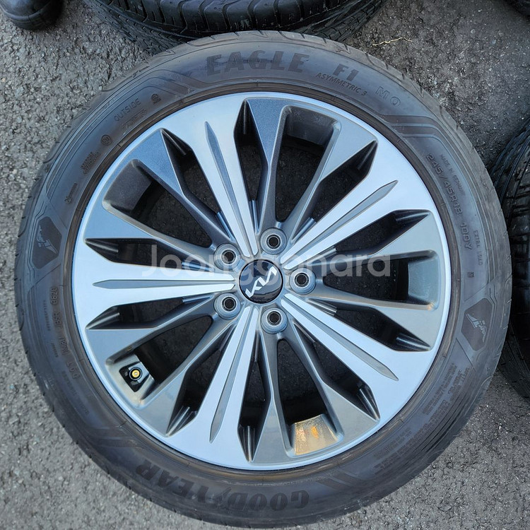 #K8 18인치 무기스 순정 휠타이어 세트 팝니다.245 45 18--2