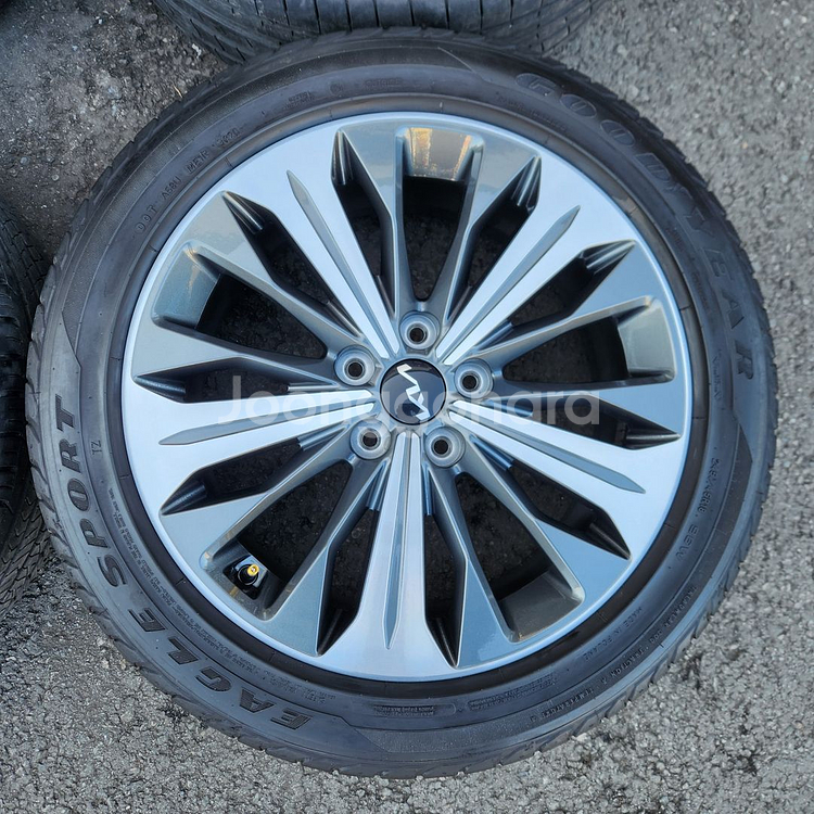 #K8 18인치 무기스 순정 휠타이어 세트 팝니다.245 45 18--4