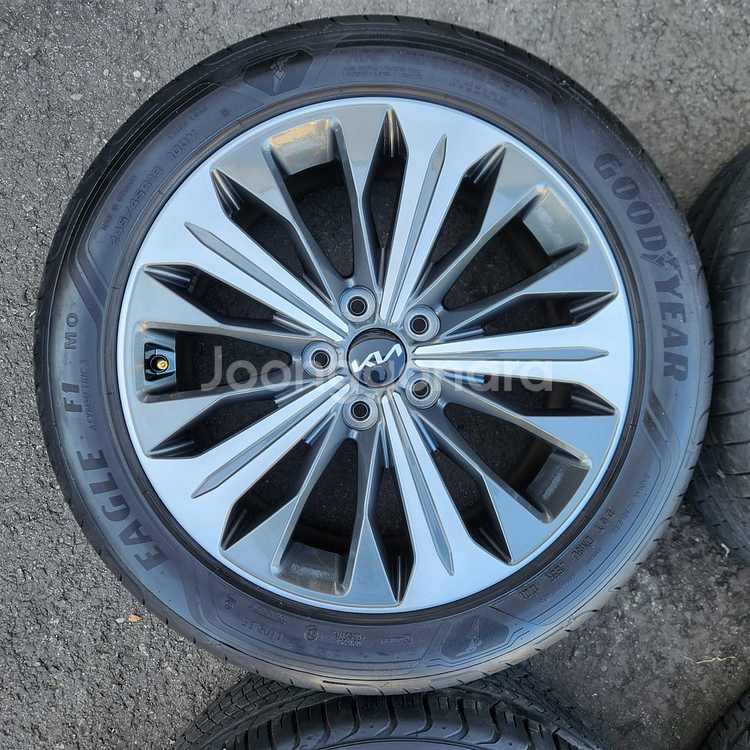 #K8 18인치 무기스 순정 휠타이어 세트 팝니다.245 45 18--1