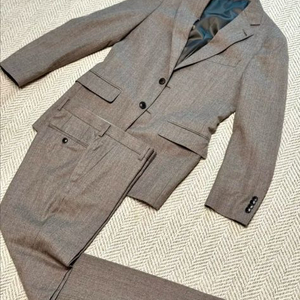 코모도 이태리 사르토리아 원단 오트밀컬러 FW수트정장 신품급