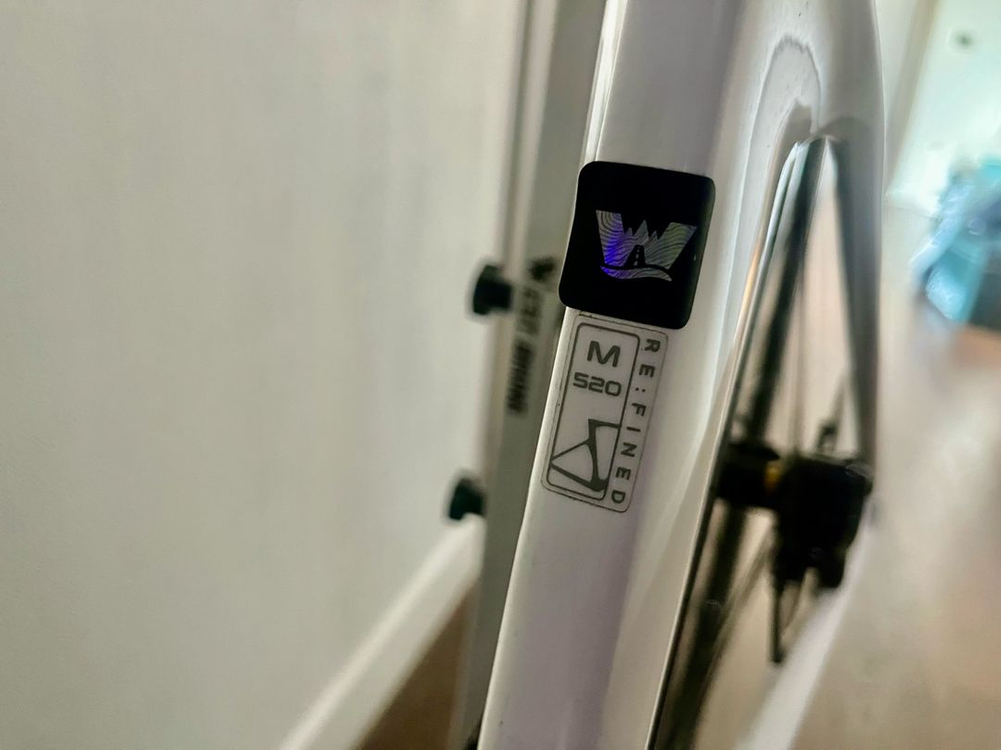 리파인드6 울테그라di2 M사이즈+앨리트드라이브 휠+4iiii파워미터 로드자전거--2