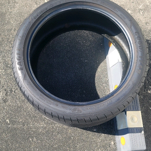 275 35 19굿이어 타이어 f1