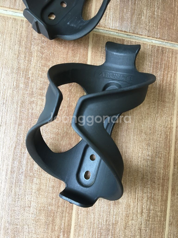 자전거용 물통케이지 토픽 닌자케이지 물병거치대 5천원 ~1만원씩.--8