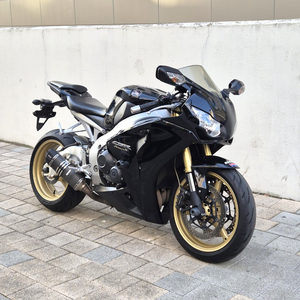 CBR1000RR 2010년식 판매합니다. 이미지