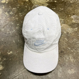 나이키 코듀로이 볼캡 야구모자 모자 남여공용