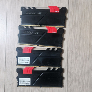 게일 GeIL DDR4 pc-3000 CL15 8G X 4EA