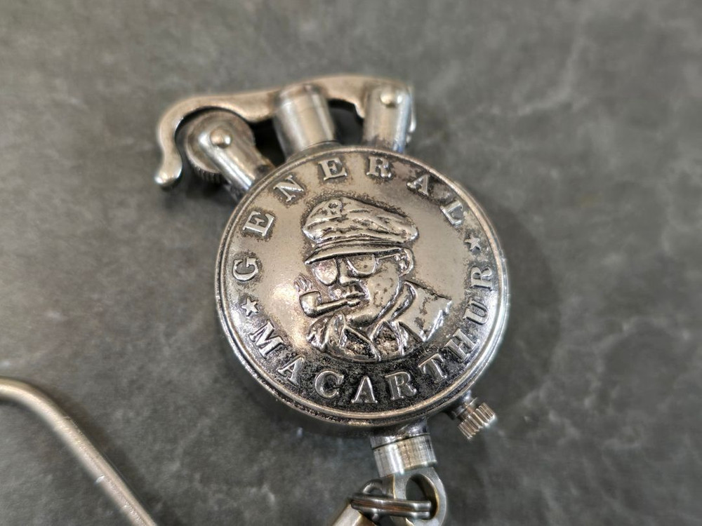 빈티지 Douglas MacArthur 맥아더 장군 라이터 이미지