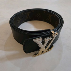 루이비통 리버서블 벨트 (LV 디멘션 그라디언트 40mm 벨트)