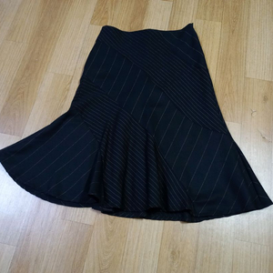 MMG 사선절개 모직스커트