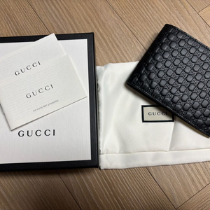 구찌 남성 지갑