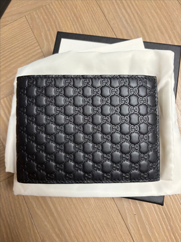 구찌 남성 지갑--1