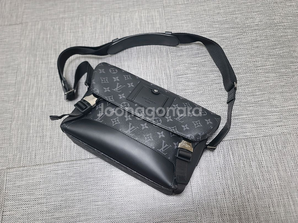 루이비통 보야제 메신저백 pm 크로스백 바디백 바이커백--0