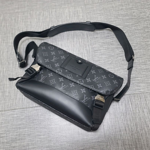 루이비통 보야제 메신저백 pm 크로스백 바디백 바이커백