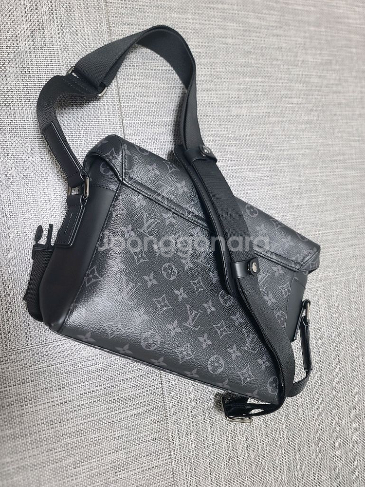 루이비통 보야제 메신저백 pm 크로스백 바디백 바이커백--6