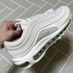 나이키 운동화 에어맥스97 트리플화이트