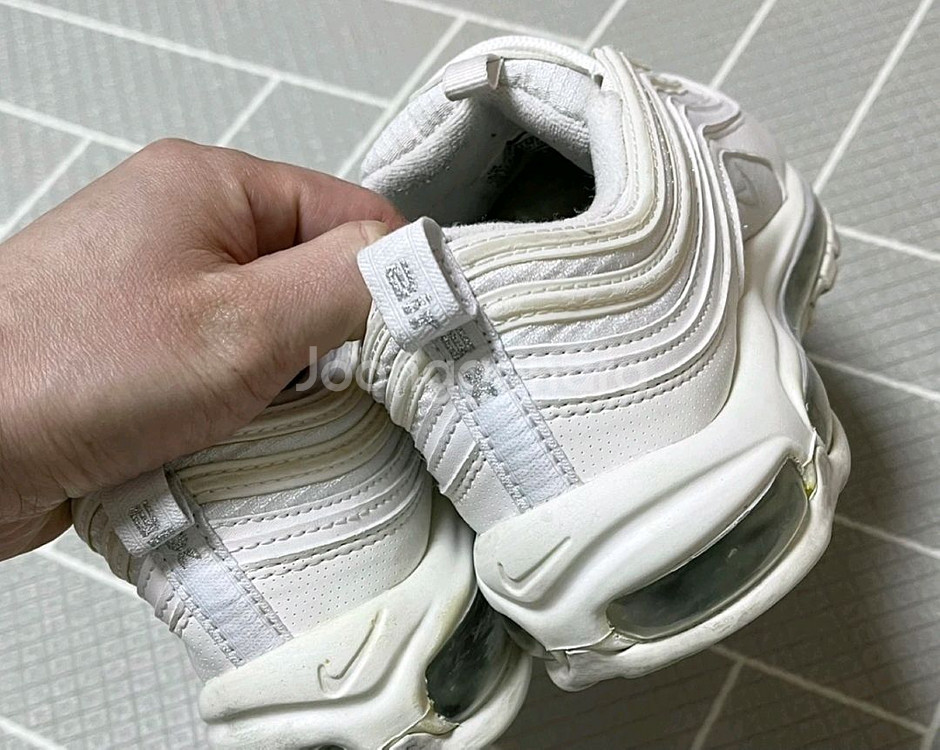 나이키 운동화 에어맥스97 트리플화이트--2