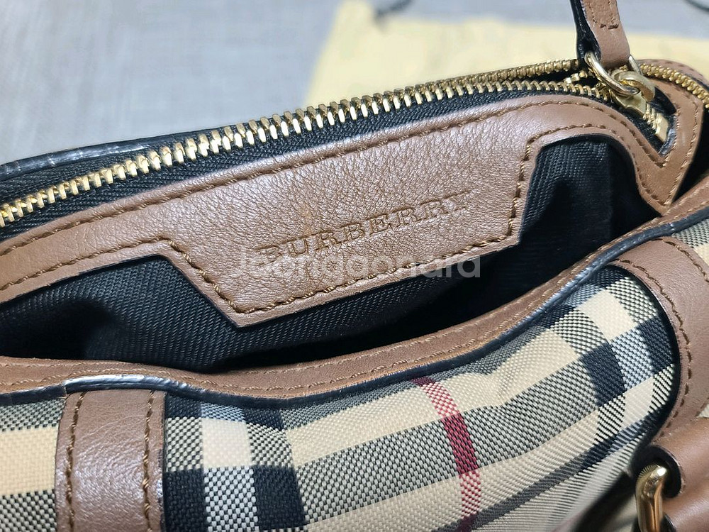 버버리 스몰 토트백 볼링백 크로스백--4