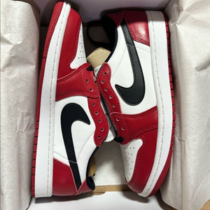 나이키 에어조던1 로우 시카고 280사이즈 이미지