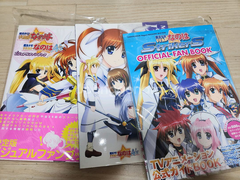 마법소녀 리리컬 나노하 관련서적 일괄판매--0