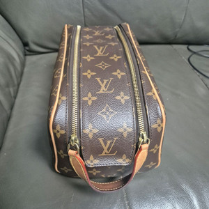 루이비통 돕키트 거의쌔거팝니다
