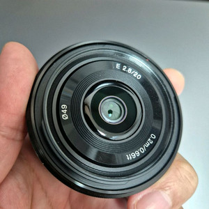 sony 20mm F2.8 렌즈