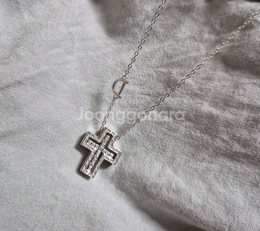 (새상품) 실버925 십자가 큐빅목걸이 팝니당--0