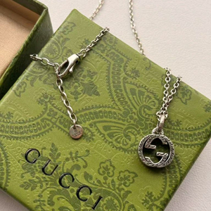 구찌 더블 G 목걸이