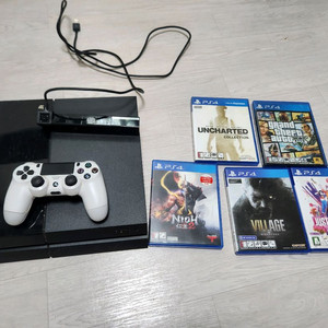 PS4 1105 + 게임 5종 세트 +구형카메라