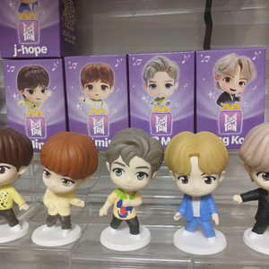 해피밀 BTS 5종 피규어 일괄 팝니다~ 이미지