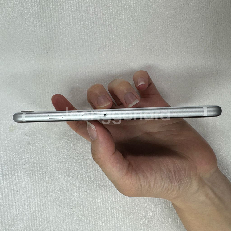 상태아주깨끗 아이폰SE2 64기가 공기계 중고폰 저가폰 최저가 서브폰 학생폰 퀵가능--3