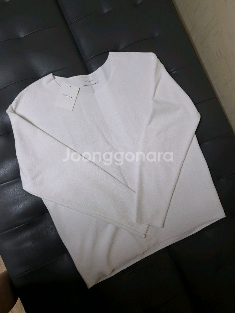 무신사 바우로 보트넥 베이직 니트티 [아이보리] M사이즈 새제품--0