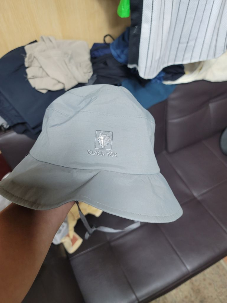 블랙야크 고어텍스 모자 이미지