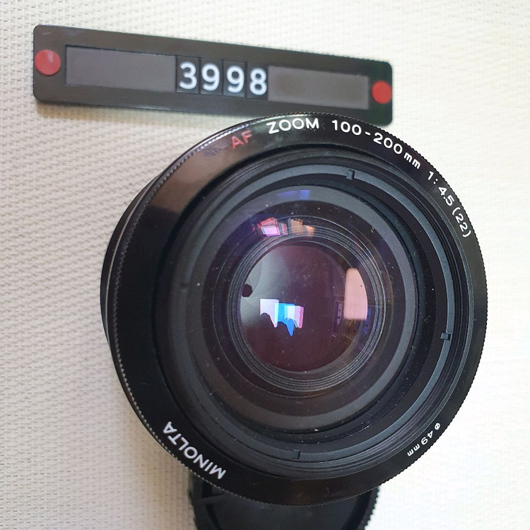 미놀타 AF 줌 100-200mm 줌렌즈 이미지