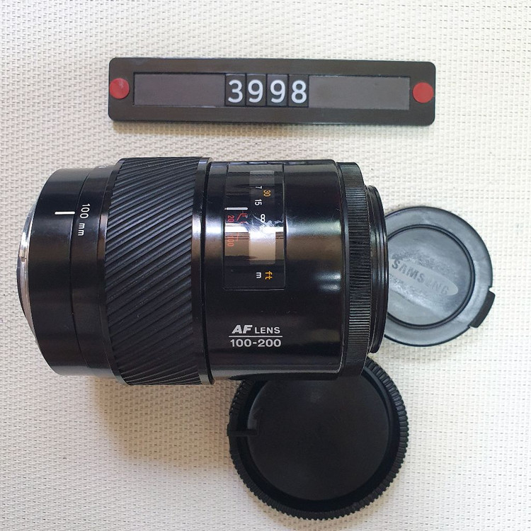 미놀타 AF 줌 100-200mm 줌렌즈 이미지