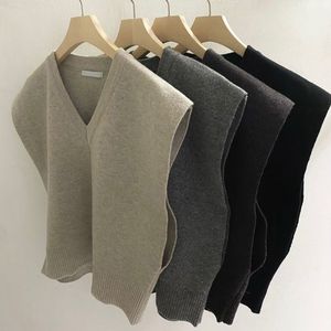 세련된 울 니트 베스트