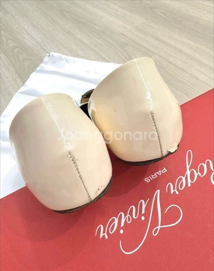 로저비비에 페이던트 플랫 37--2