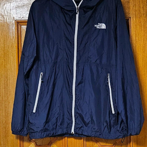 노스페이스 바람막이
