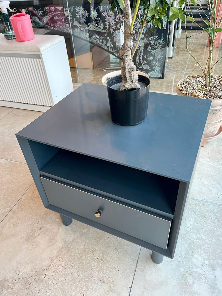 짙은 청남색 협탁--1